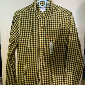 Classic black and yellow Plaid One Pocket Shirt.